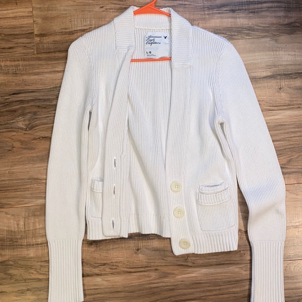 American Eagle Sweater